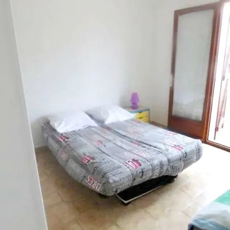Apartament Rue De La Perouse *